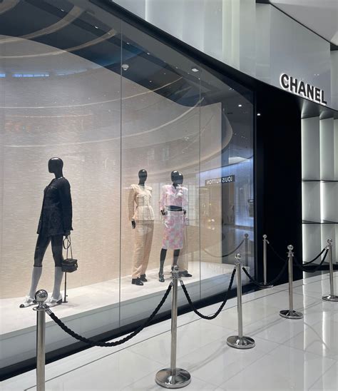 salaries couturiere chanel|CHANEL Careers .